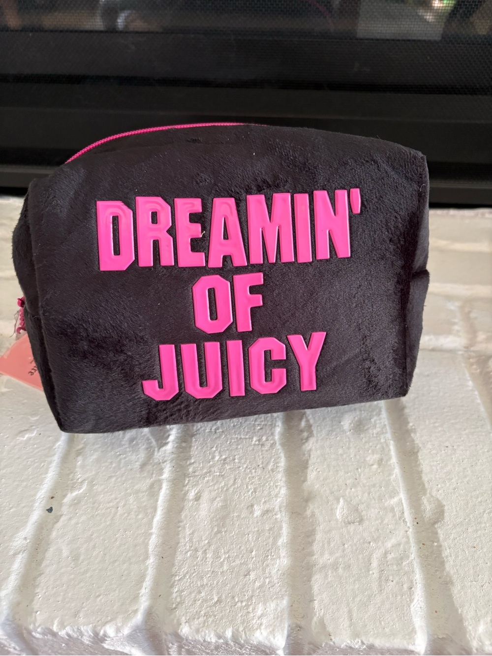 New Juicy Couture Black & Pink 'Dreamin' of Juicy' Cosmetic Pouch